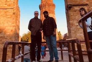 Delhi: prywatna półdniowa wycieczka po Delhi z przewodnikiem i samochodem AC