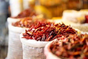 デリー：ガイド付き半日プライベートショッピングツアー（送迎付き）