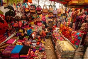 Delhi: Private Half-Day Shopping Tour with Male/Female Guide