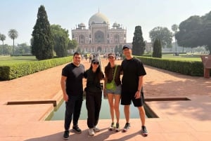 Delhi: privé-dagtour of -halve dagtour door Oud en Nieuw Delhi