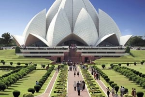 Delhi: tour privato della Vecchia e Nuova Delhi con auto e guida