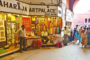 Delhi: Private Shopping Tour mit Guide und Transfer