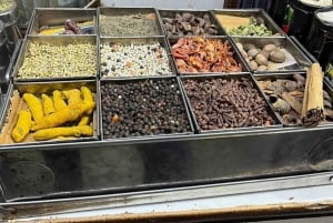 Delhi: Private Shopping Tour with Hotel Pickup