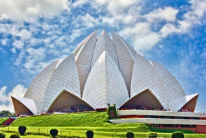 Delhi: privétour per auto langs spirituele bezienswaardigheden met lunch en entree