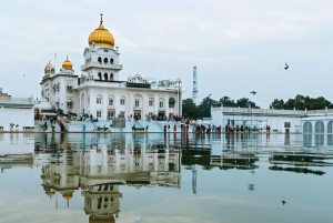 Delhi: Private Spiritual Sites Car Tour with Lunch and Entry