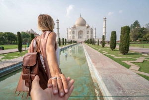 Delhi: tour privato di Taj Mahal e Agra in treno Gatimaan