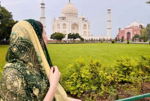 Delhi: Tour privado del Taj Mahal con opciones de comida y ticket de entrada