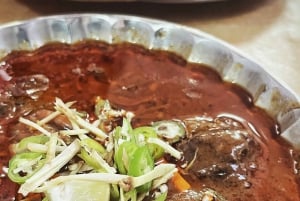 デリー：プライベート・ヤムナー・リバーガート、レスリングとウルドゥー書道