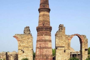 Delhi: Qutub Minar Inngangsbillett og guidet tur med transport