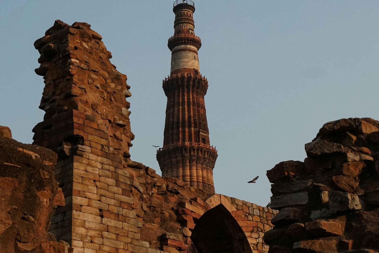 Delhi: Qutub Minar Heritage Night Tour with Guide