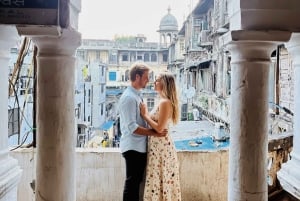 Delhi Secrets: Street Food, Hidden Bazaars & Rickshaw Ride