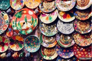 Delhi: Shopping and Street Food Tour with Female Guide & Car