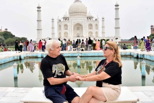Deli: passeio privado ao amanhecer pelo Taj Mahal e Agra sem filas