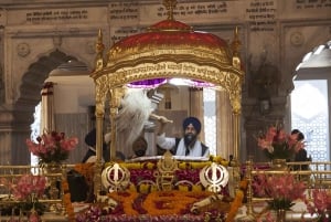 Delhi: Spirituelle Morgentour, Tempelbesichtigungen und Frühstück