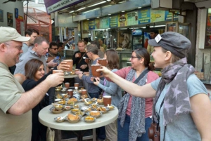 Delhi: tour a piedi del cibo di strada della vecchia Delhi con degustazioni