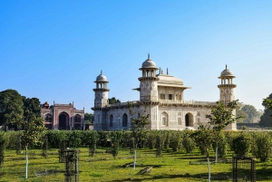 Delhi: Taj Mahal & Agra Tagestour mit dem Gatimaan Expresszug