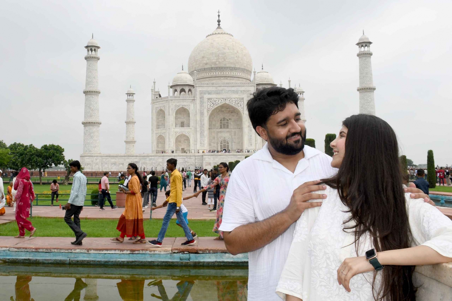 Delhi: tour del Taj Mahal, del centro di salvataggio degli elefanti e degli orsi in auto