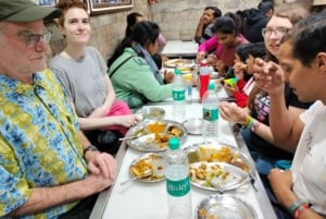 Tour della cultura dei matrimoni a Delhi: rituali, abiti e mercati