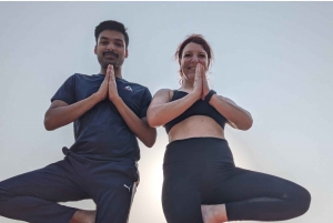 Delhi: Yoga i Lodhi Garden