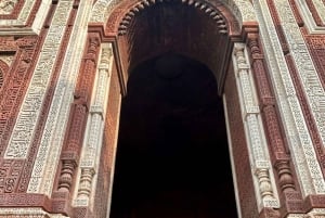 Découvrez l'ancienne et la nouvelle Delhi : visite guidée d'une journée ou d'une demi-journée