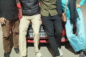 Discover Old & New Delhi: Private Tour with Street Food