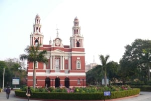 Delhi divina: tour di un giorno intero di templi e siti spirituali