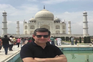 Explore Taj Mahal, SOS Sanctuary & Fatehpur Sikri: 2 Days