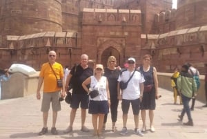 Vanuit Delhi: Zonsopgang Taj Mahal, Agra Fort, Baby Taj en Lunch