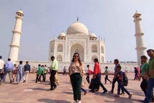 Depuis Aerocity : Visite du Taj Mahal au lever du soleil et du temple de Lord Shiva