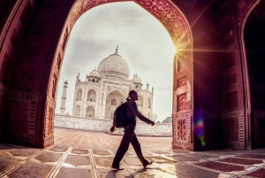 Depuis Aerocity : Visite du Taj Mahal au lever du soleil et du temple de Lord Shiva