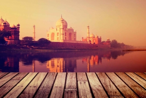 Depuis Aerocity : Visite du Taj Mahal au lever du soleil et du temple de Lord Shiva