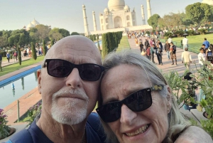 Из Агры: однодневная экскурсия по Тадж-Махалу и городу по системе «все включено»