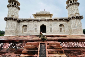 Из Агры: однодневная экскурсия по Тадж-Махалу и городу по системе «все включено»