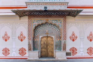 Agrasta: Jaipur Private Tour autolla Delhi Drop vaihtoehto