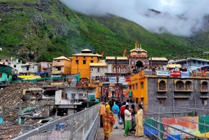 Z Delhi: 11-dniowa/10-nocna luksusowa wycieczka Char Dham Yatra
