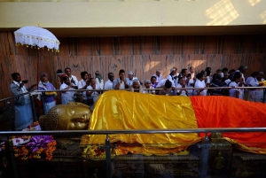 Fra Delhi: 14 dages buddhistisk rundrejse med adgang til Nepal