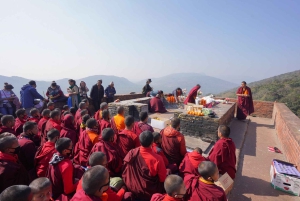 Fra Delhi: 14 dages buddhistisk rundrejse med adgang til Nepal