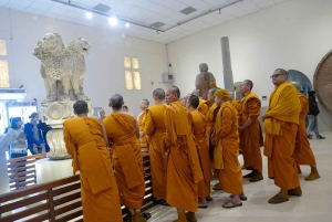 Fra Delhi: 14 dages buddhistisk rundrejse med adgang til Nepal