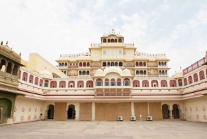 From Delhi: 2-Day Jaipur Private Guided Tour