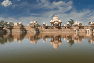 From Delhi: 2-Day Mathura and Vrindavan Spiritual Tour