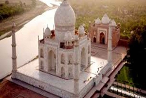 From Delhi: 2-Day Private Agra Trip w/ Taj Mahal & Agra Fort