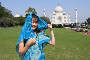 From Delhi: 2 Days Taj Mahal & Agra Tour With Fatehpur Sikri