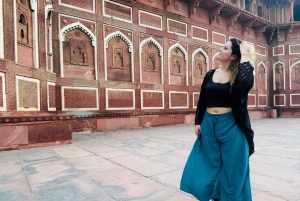 From Delhi: 3 Days Golden Triangle Tour with Agra and Jaipur