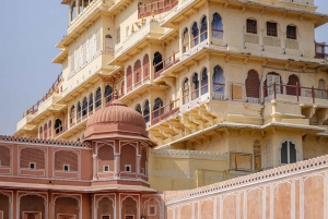 Из Дели: 4-дневный роскошный тур по Золотому треугольнику с проживанием в отелях