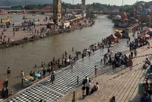 From Delhi: 4-Day Tour of Agra, Rishikesh, and Haridwar