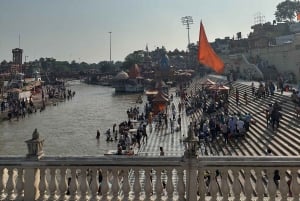 From Delhi: 4-Day Tour of Agra, Rishikesh, and Haridwar