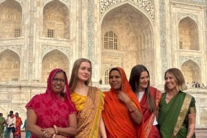 From Delhi: 5-Day Golden Triangle & Tiger Safari Journey