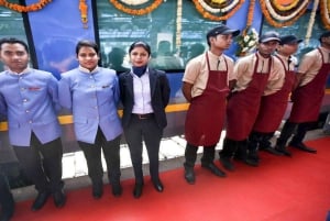 Från Delhi/Agra: Bekräftad express biljett Delhi – Agra