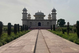 Fra Delhi: Dagstur til Agra med Gatimaan-toget med Taj Mahal