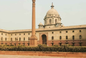 Fra Delhi Lufthavn: Udforsk Delhi på en guidet tur under mellemlandingen